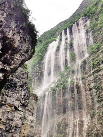 去年家庭人均旅游花费较2020年增长31.3%,今年预计继续增长