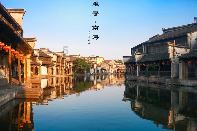 逃离受损的城堡